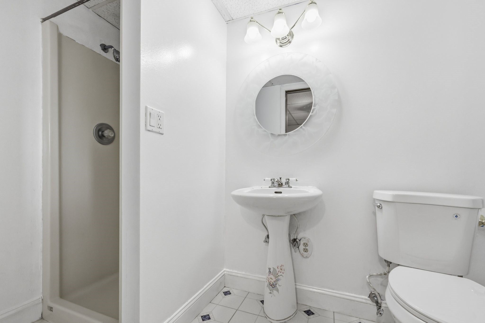 70 High St, Monson, MA, 70 High St, Monson, MA Photo #32