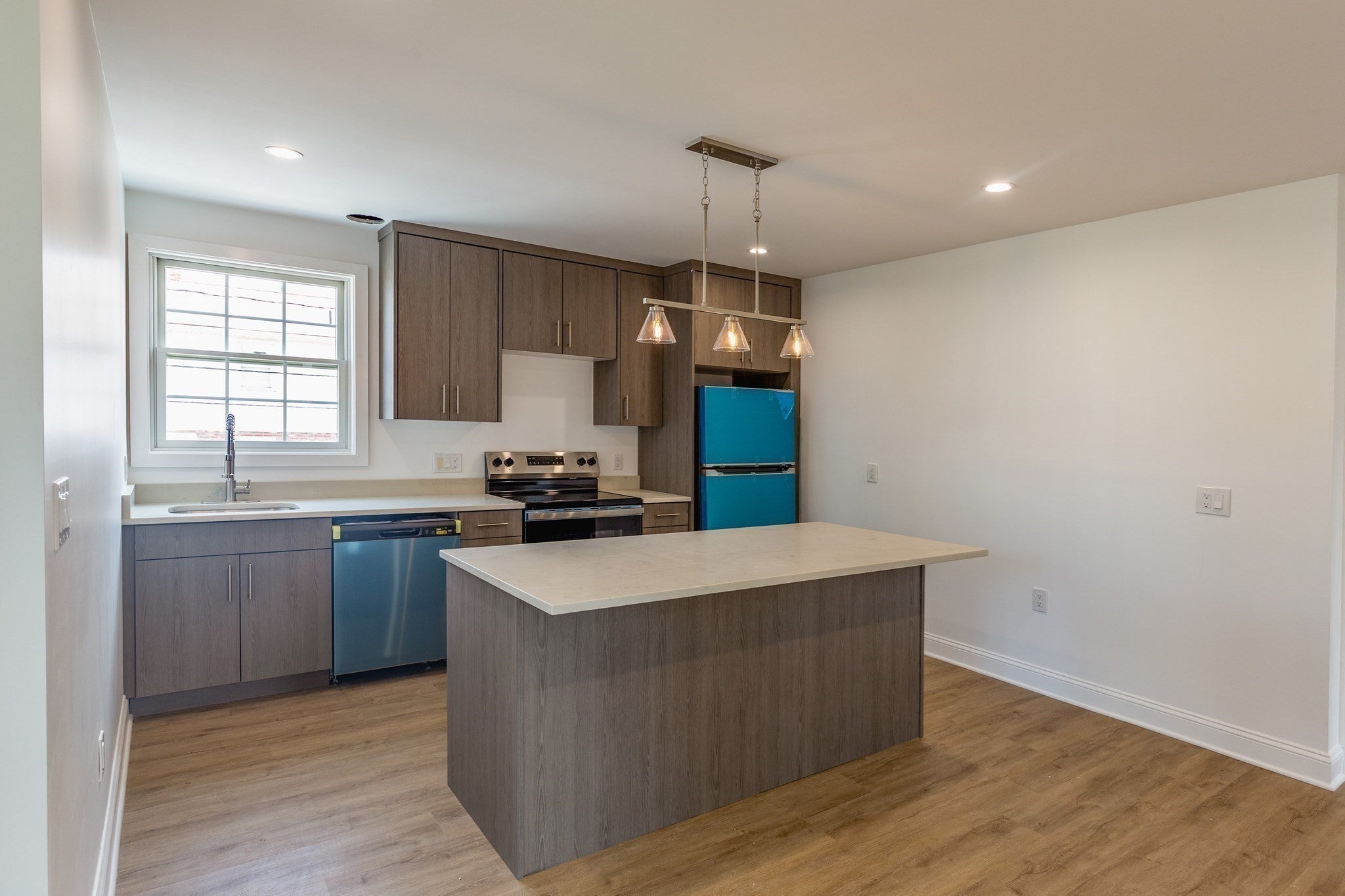 247 Pitman St, Fall River, MA, 247 Pitman St, Fall River, MA Photo #9