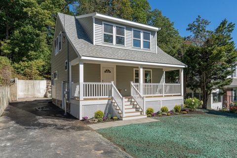 21 Haskell St Fitchburg MA 01420