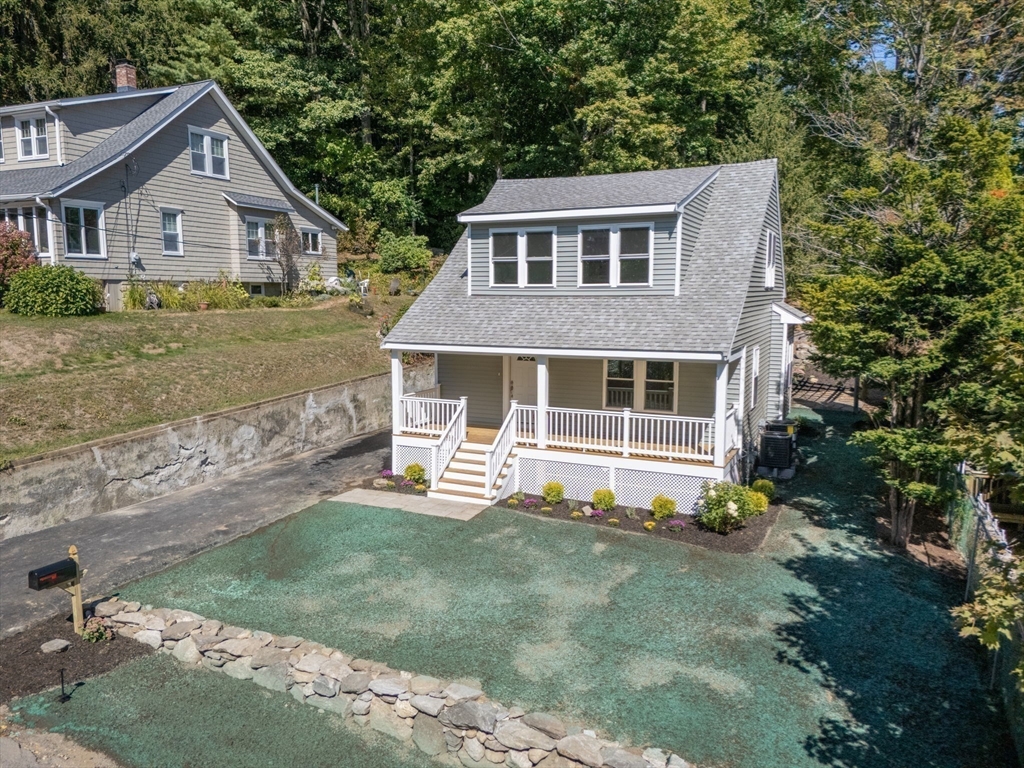 21 Haskell St