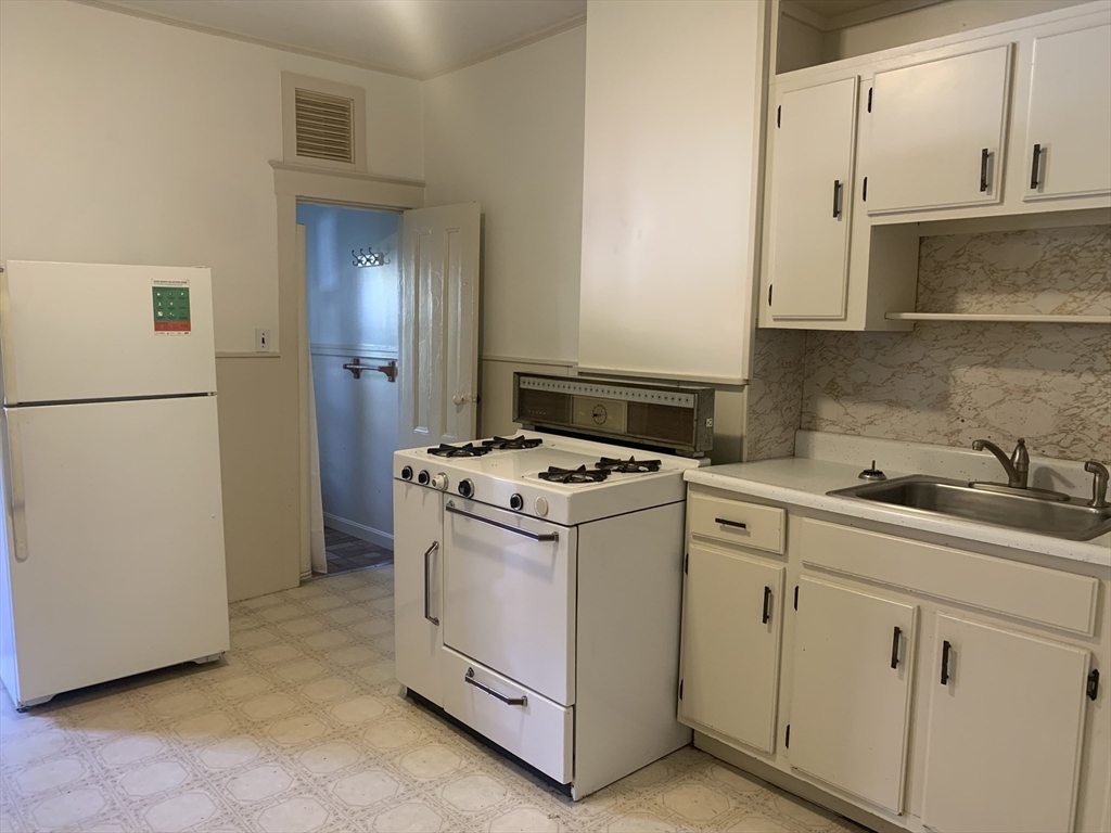 107 Rutherford Ave. 1