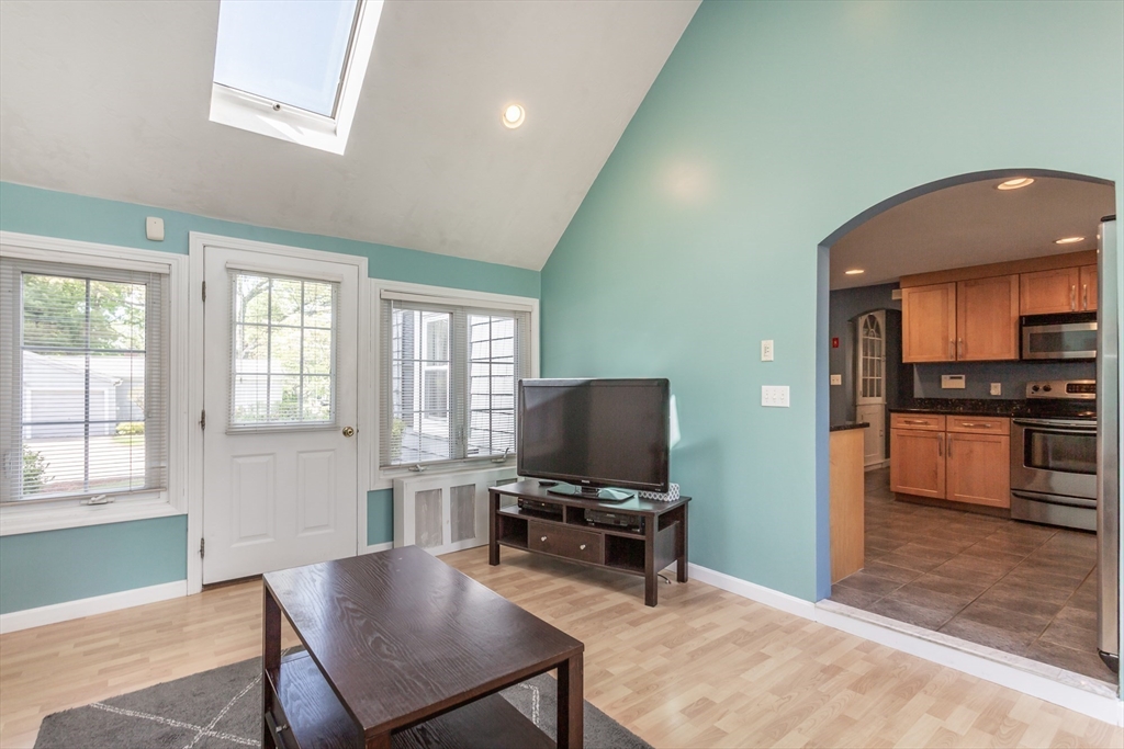24 Thornton Street, Attleboro, MA Photo #6