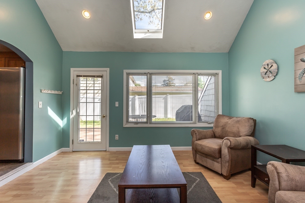 24 Thornton Street, Attleboro, MA Photo #4