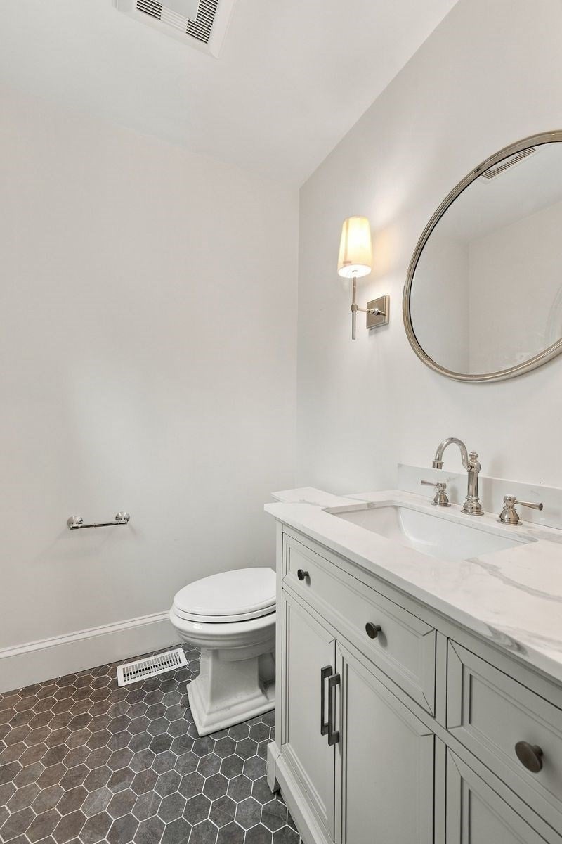 11 Kenneth Road, Marblehead, MA, 11 Kenneth Road, Marblehead, MA Photo #24