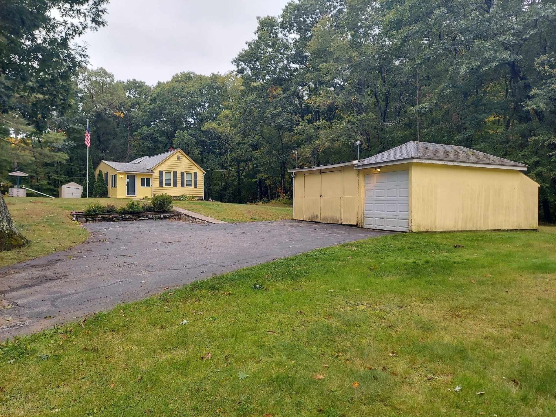 226 Pine St, Leicester, MA, 226 Pine St, Leicester, MA Photo #2