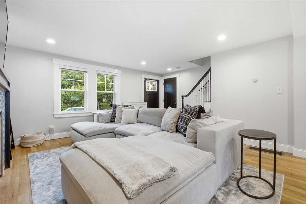 23 Westdale Ave, Wilmington, MA, 23 Westdale Ave, Wilmington, MA Photo #10