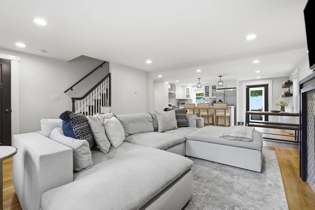 23 Westdale Ave, Wilmington, MA, 23 Westdale Ave, Wilmington, MA Photo #11