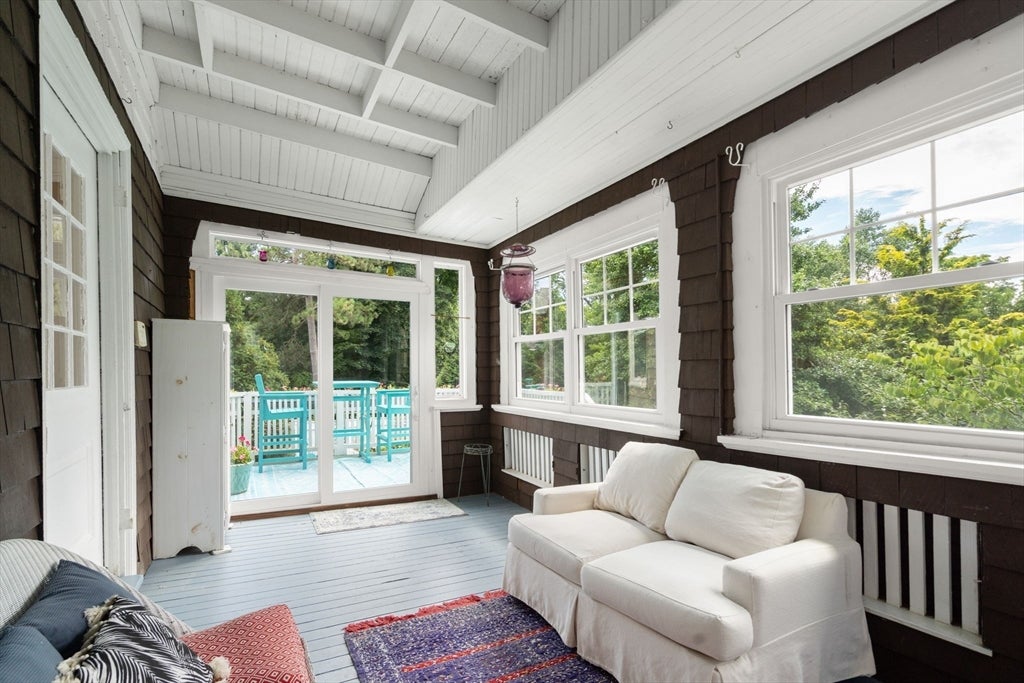 105 Randolph Ave, Milton, MA Photo #23