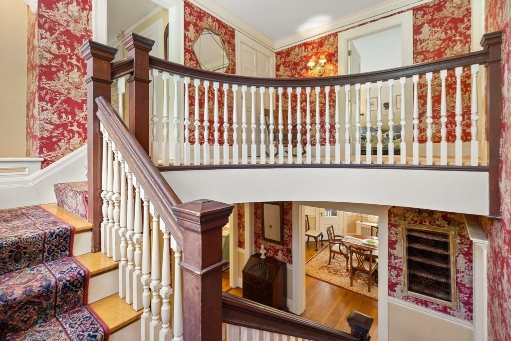 105 Randolph Ave, Milton, MA Photo #12