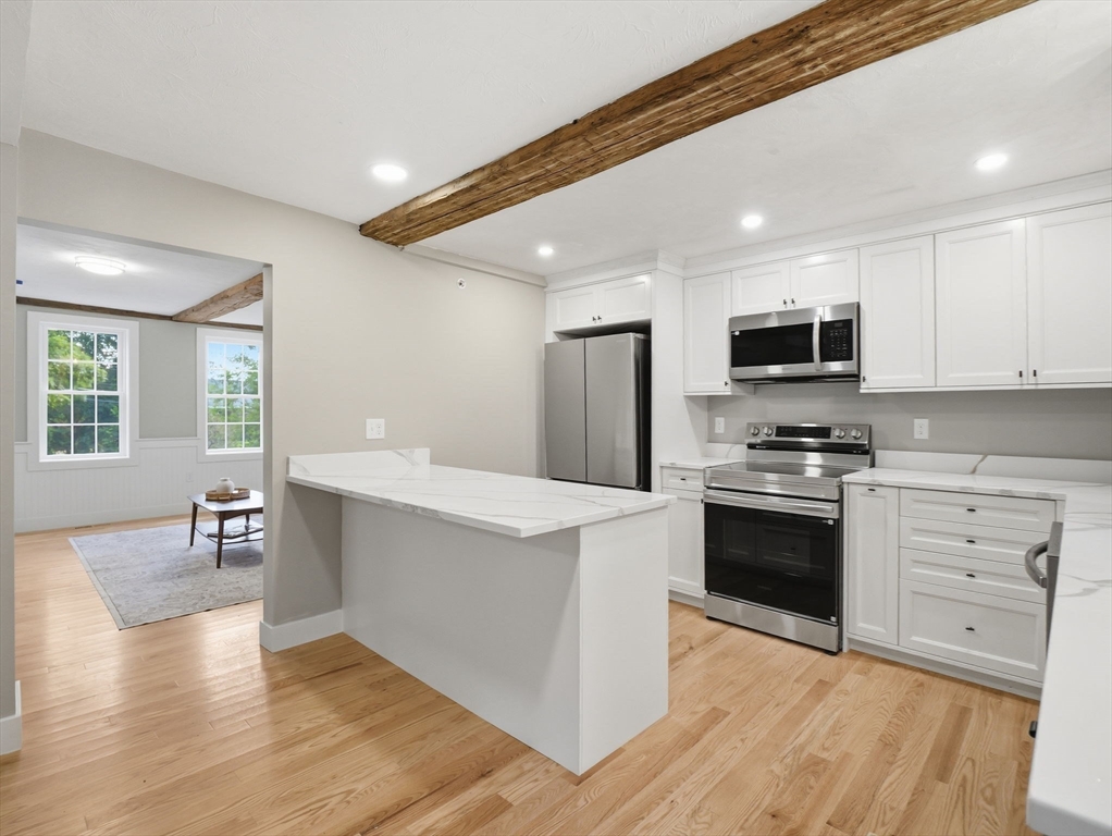 164 Main St 2