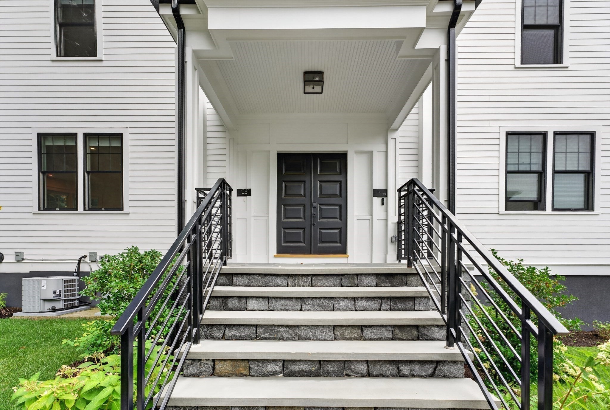 261 Tappan St #1, Brookline, MA Photo #27
