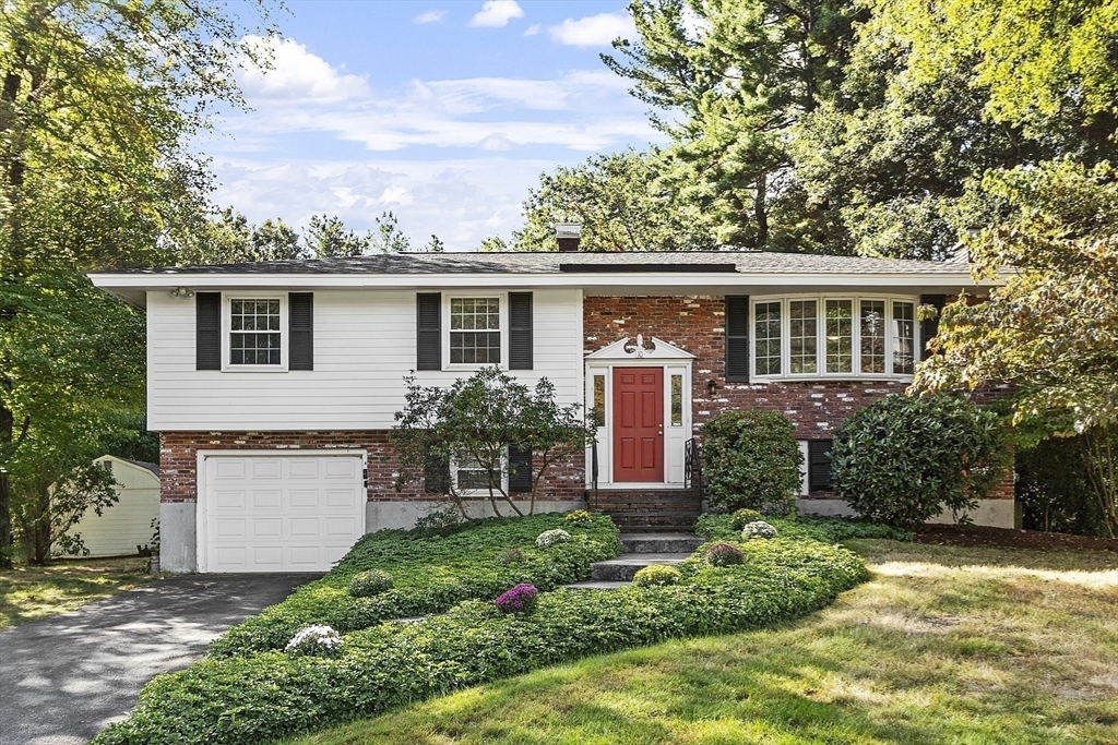 10 Brook St