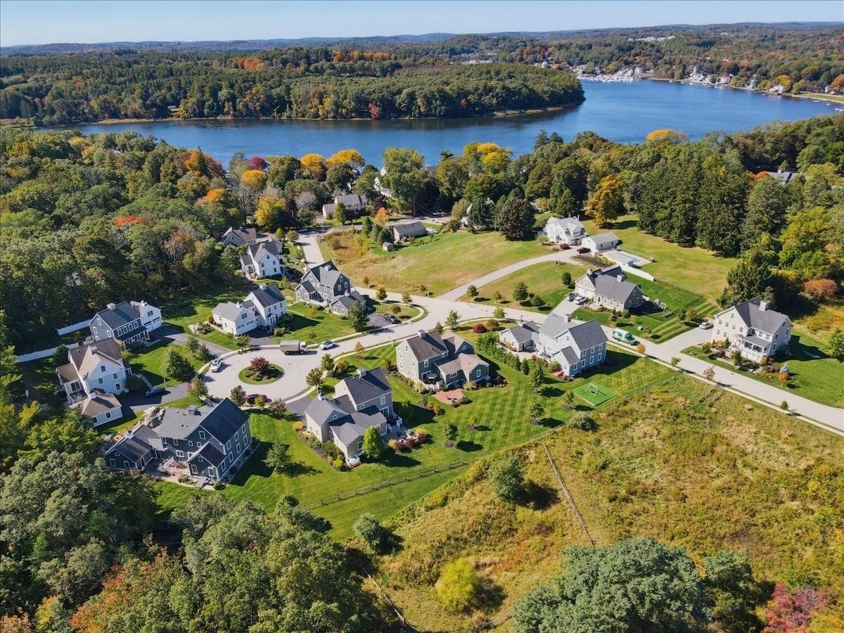 2 Point Shore Overlook, Amesbury, MA, 2 Point Shore Overlook, Amesbury, MA Photo #12