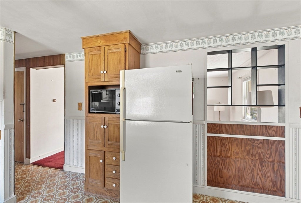 21 Flint St, Danvers, MA, 21 Flint St, Danvers, MA Photo #15