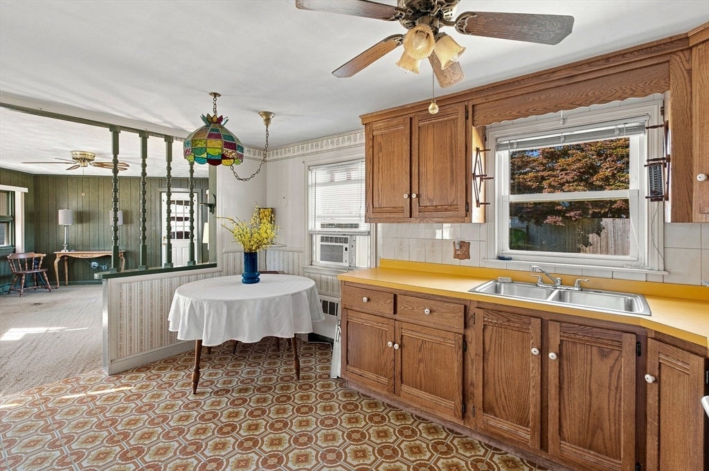 21 Flint St, Danvers, MA, 21 Flint St, Danvers, MA Photo #12