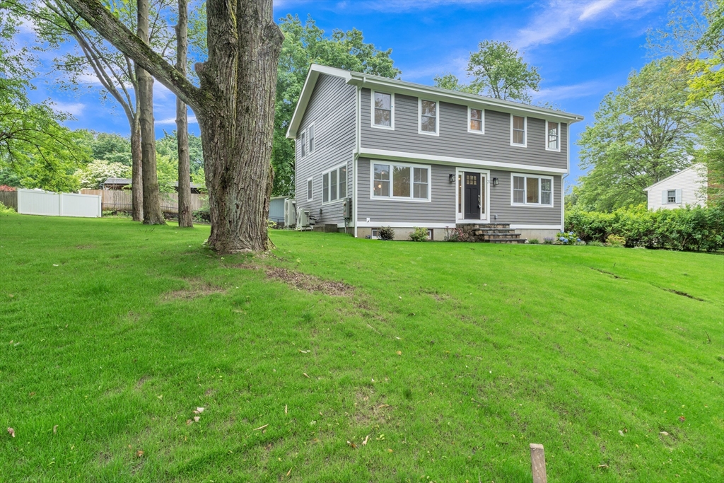 29 Old Colony Dr