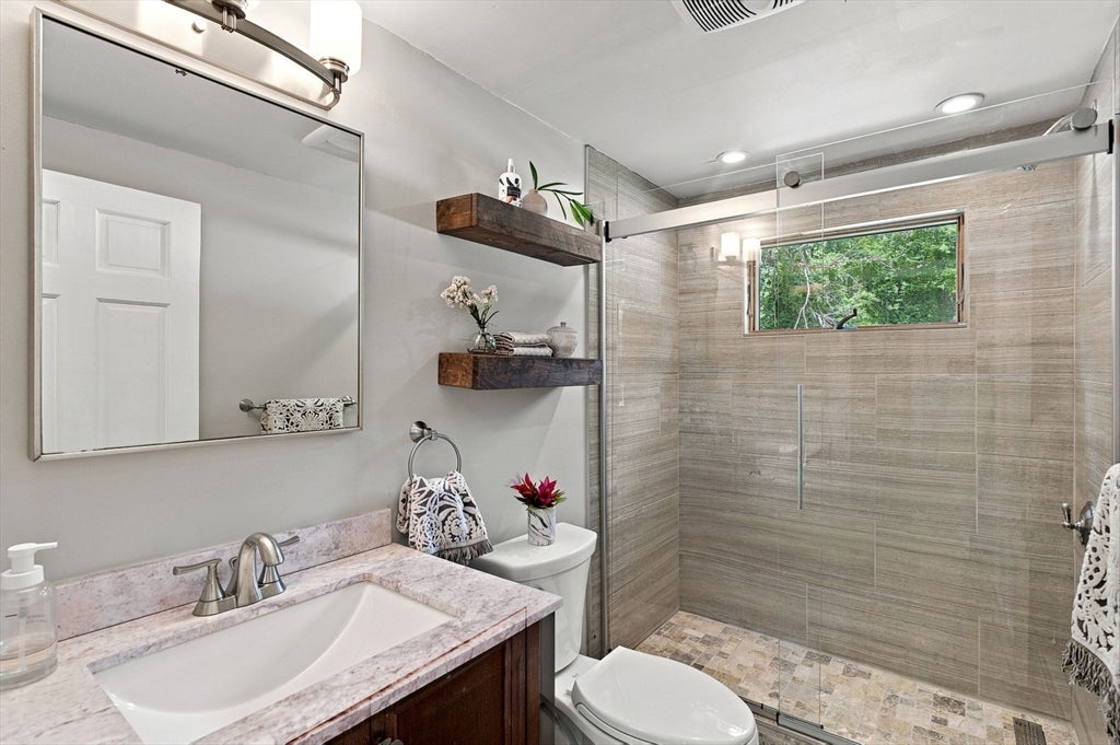 127 Elm St, North Reading, MA, 127 Elm St, North Reading, MA Photo #16