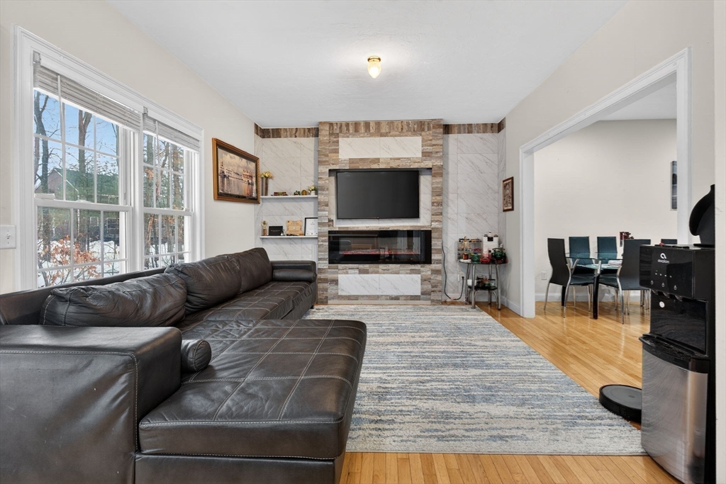 1 Knowlton Circle 1
