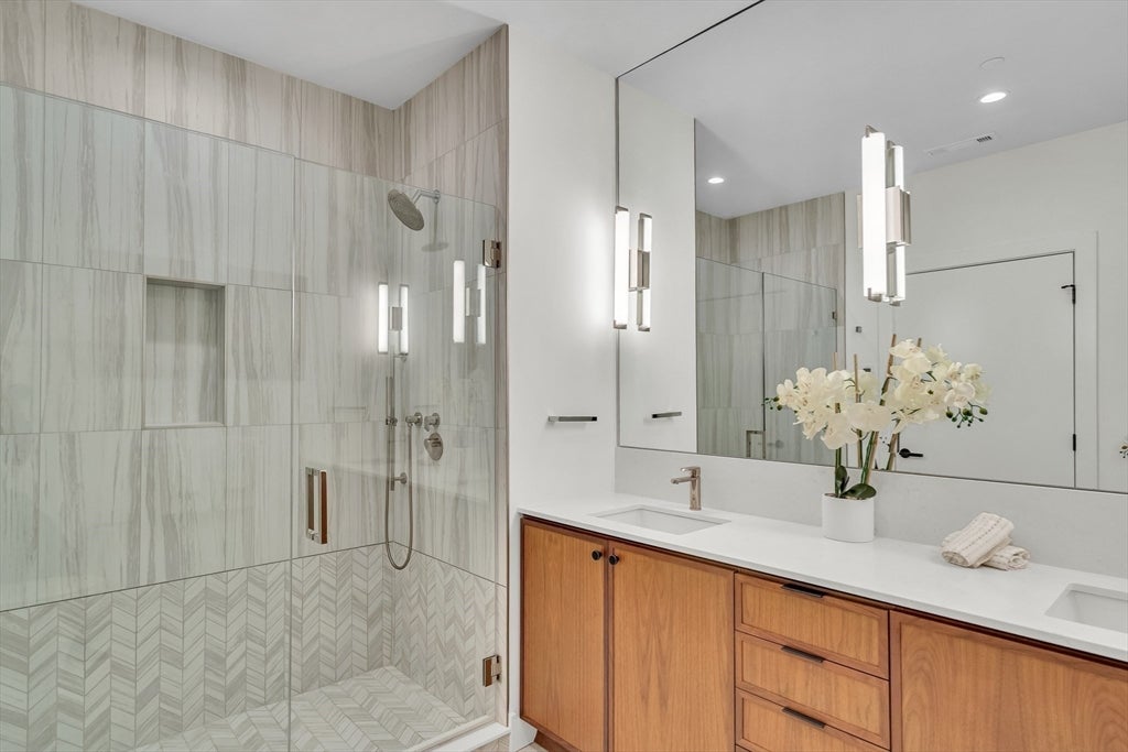 566 Columbus Ave #309, Boston, MA, 566 Columbus Ave #309, Boston, MA Photo #17
