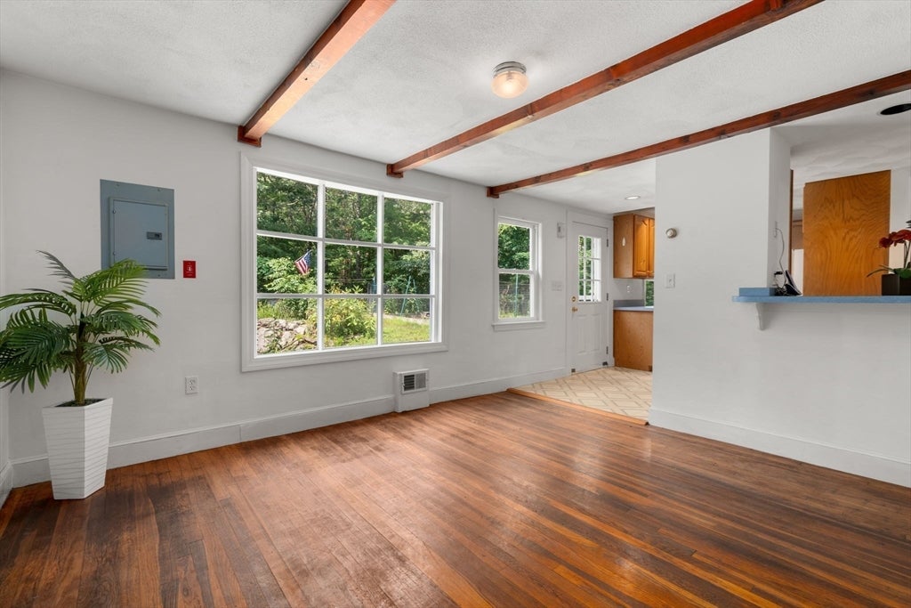 287 Haverhill St, North Reading, MA, 287 Haverhill St, North Reading, MA Photo #3
