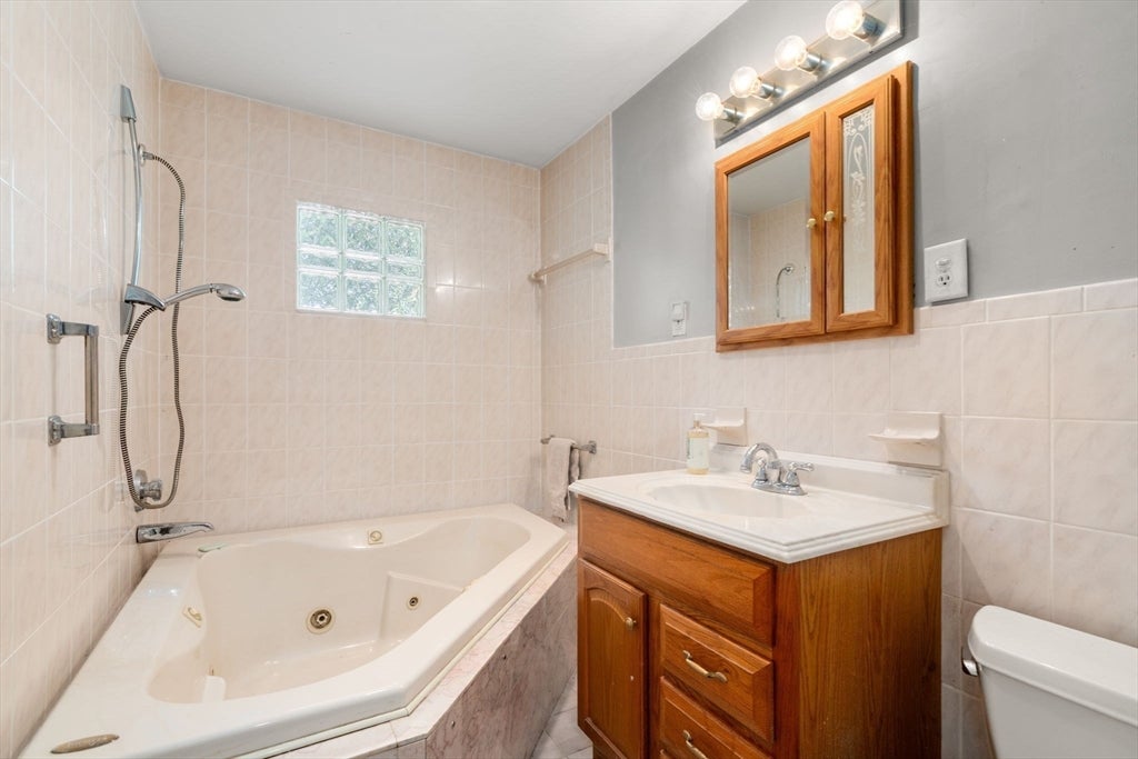 287 Haverhill St, North Reading, MA, 287 Haverhill St, North Reading, MA Photo #11