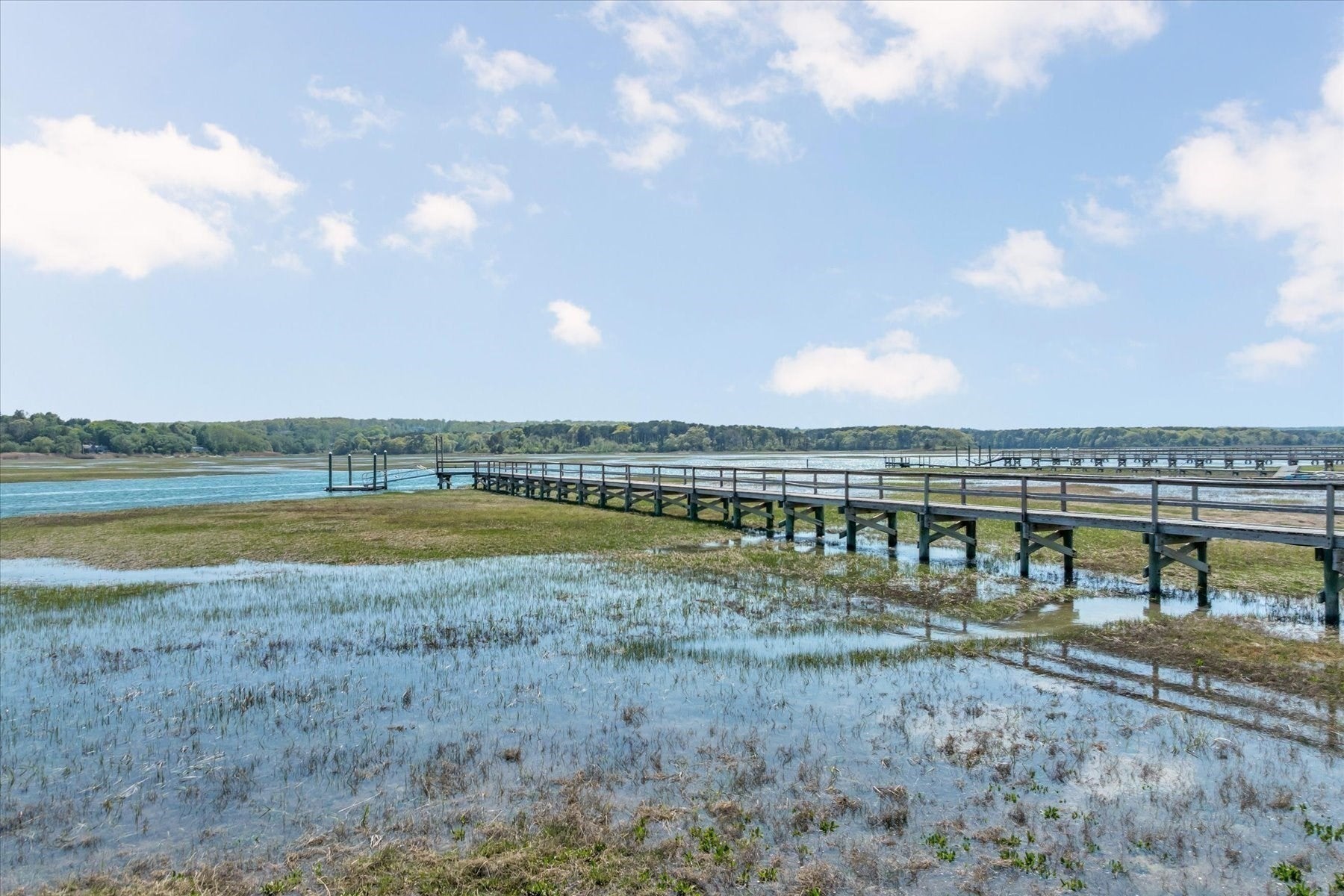 90 Salt Marsh Rd