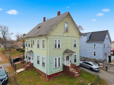 13 Standish St Brockton MA 02302