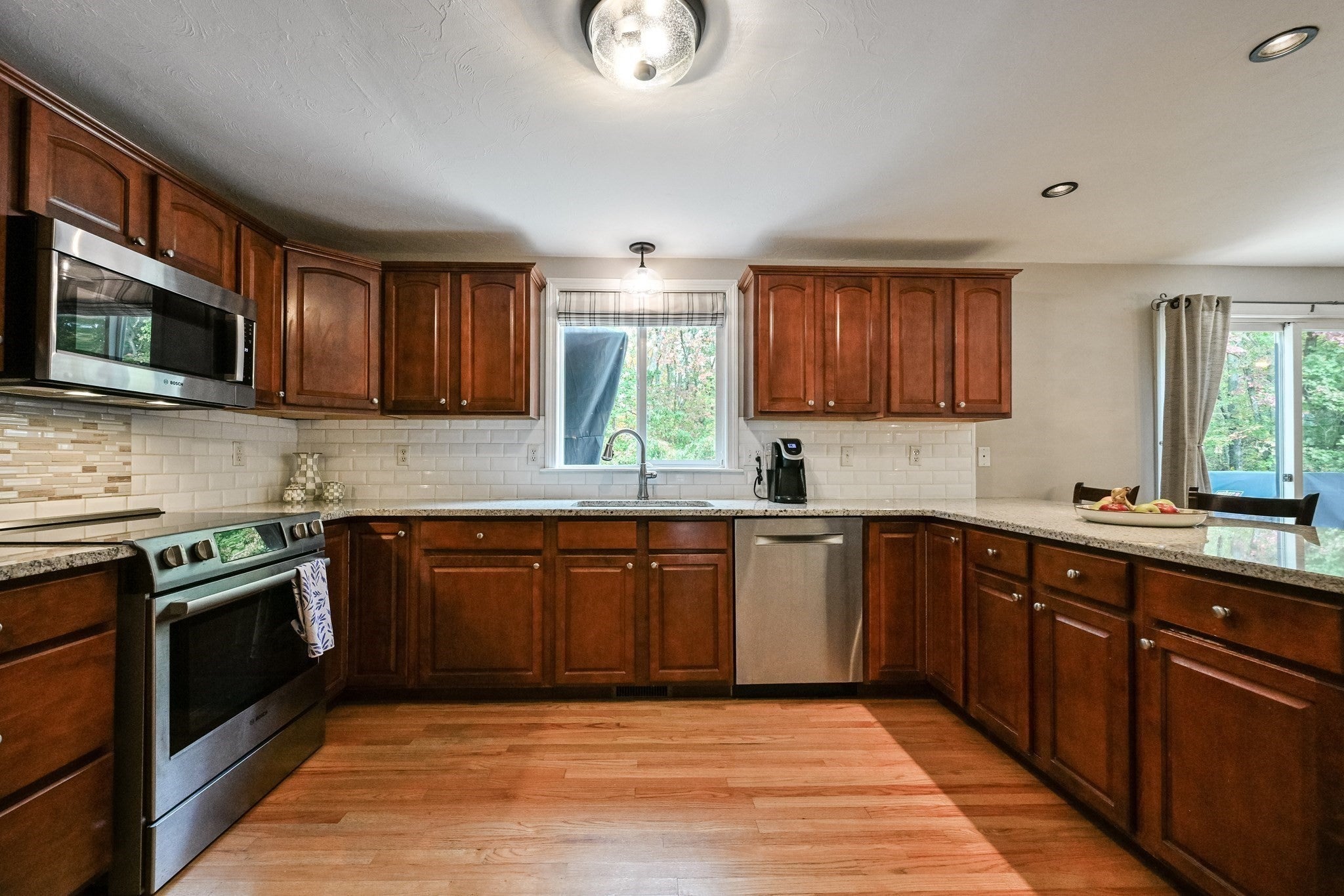 20 River Edge Rd, Mansfield, MA, 20 River Edge Rd, Mansfield, MA Photo #15