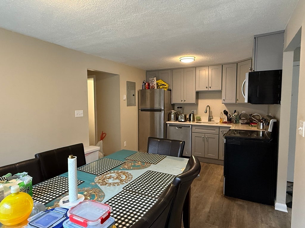 56 Seymour St 5