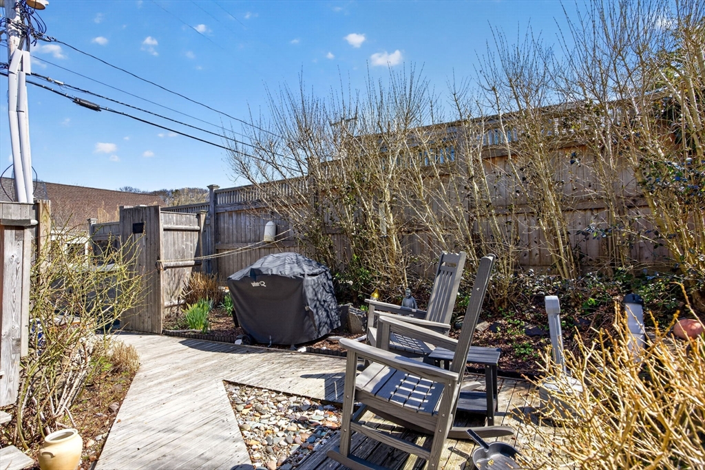 233 Bradford Street Unit 10