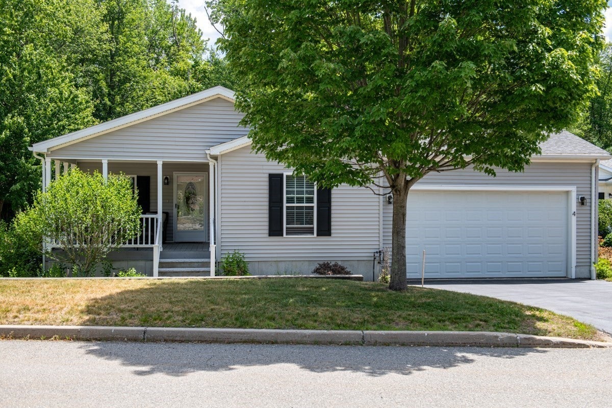 4 Leslie Court