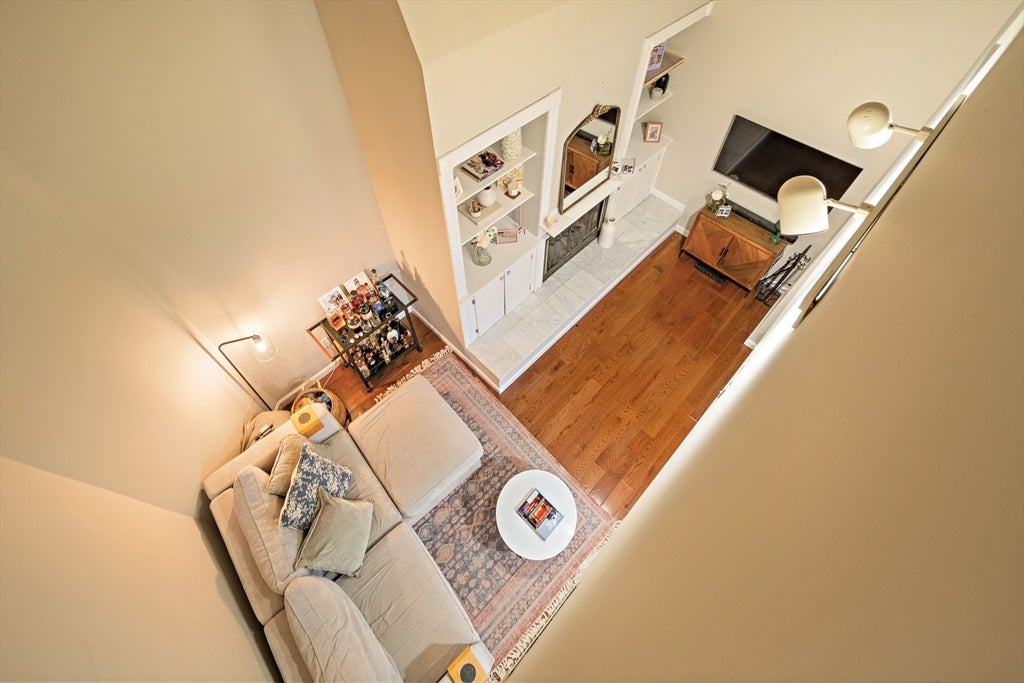 356-358 Main St #12, Boston, MA Photo #14