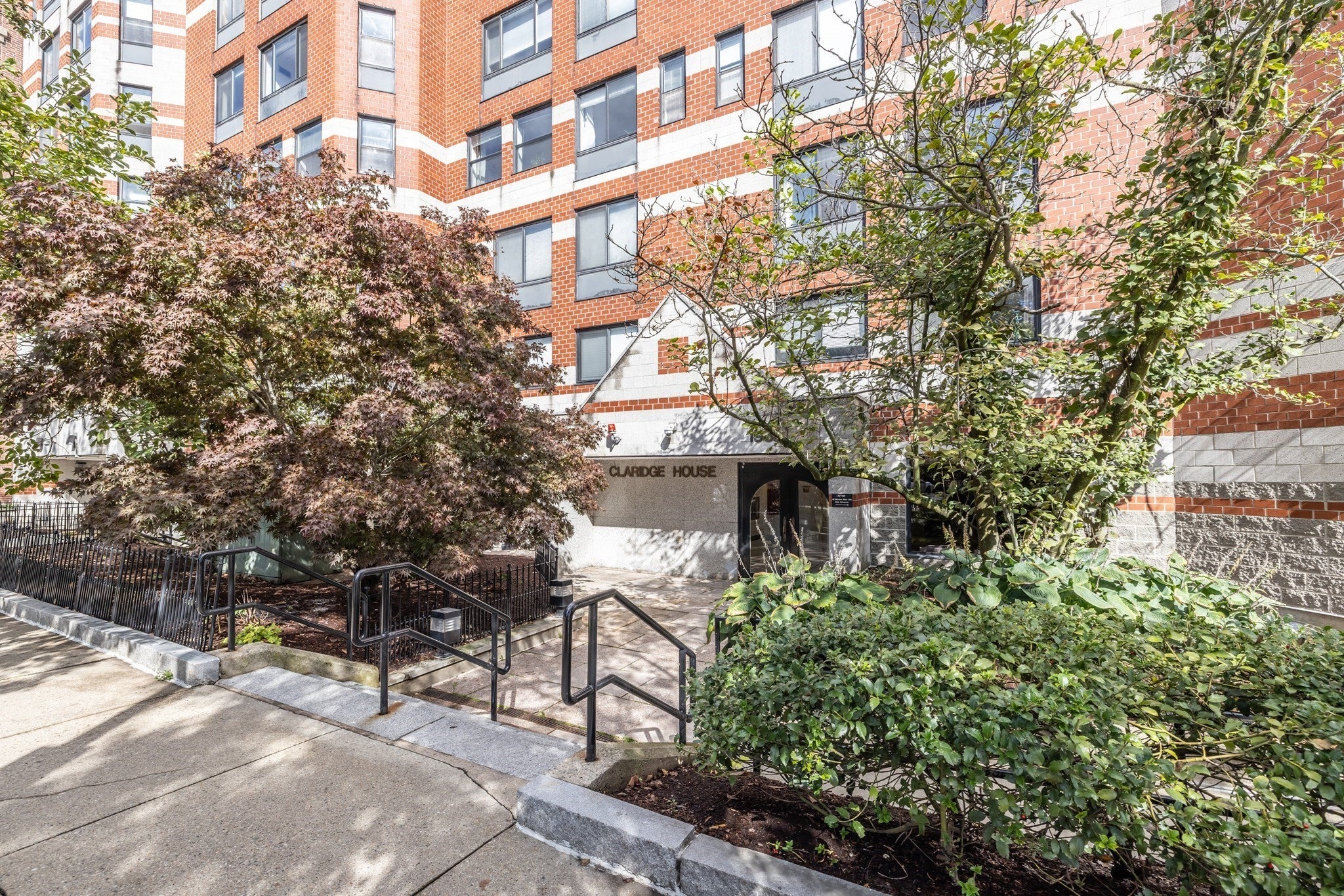 1933 Commonwealth Avenue #212, Boston, MA, 1933 Commonwealth Avenue #212, Boston, MA Photo #2