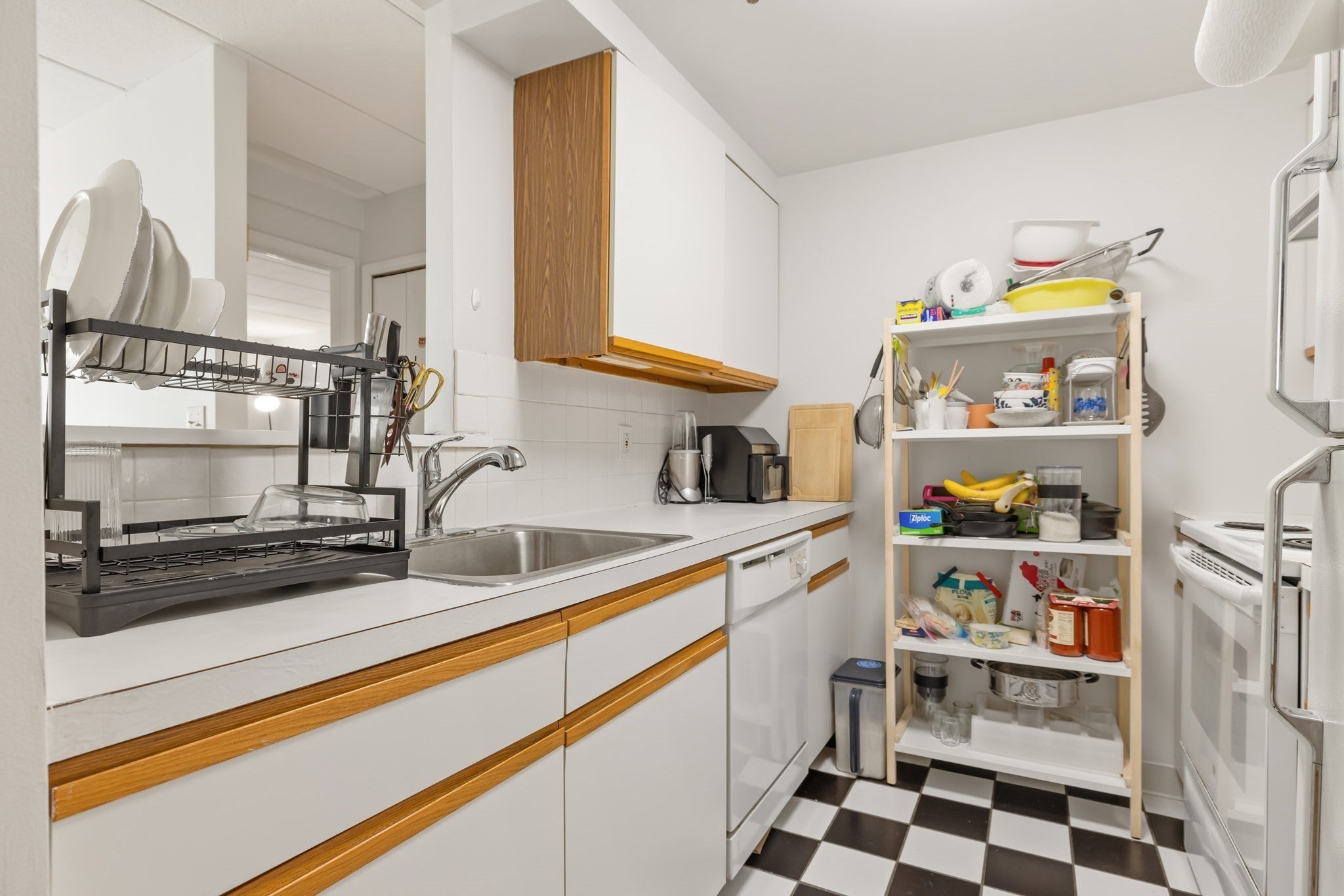 1933 Commonwealth Avenue #212, Boston, MA, 1933 Commonwealth Avenue #212, Boston, MA Photo #10