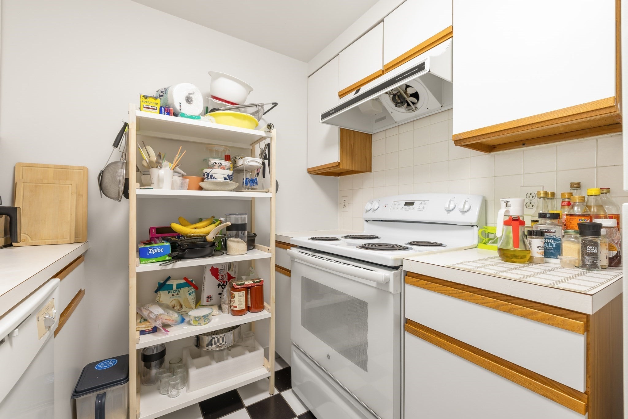 1933 Commonwealth Avenue #212, Boston, MA, 1933 Commonwealth Avenue #212, Boston, MA Photo #11