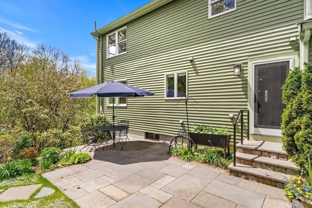 16 Oxford St, Lexington, MA Photo #32