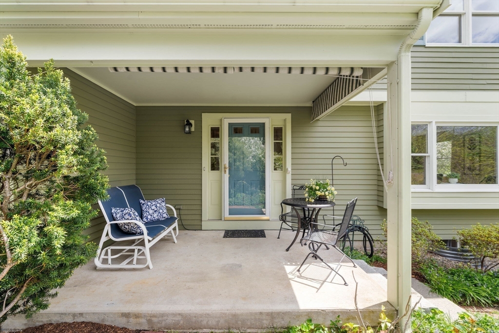 16 Oxford St, Lexington, MA Photo #3