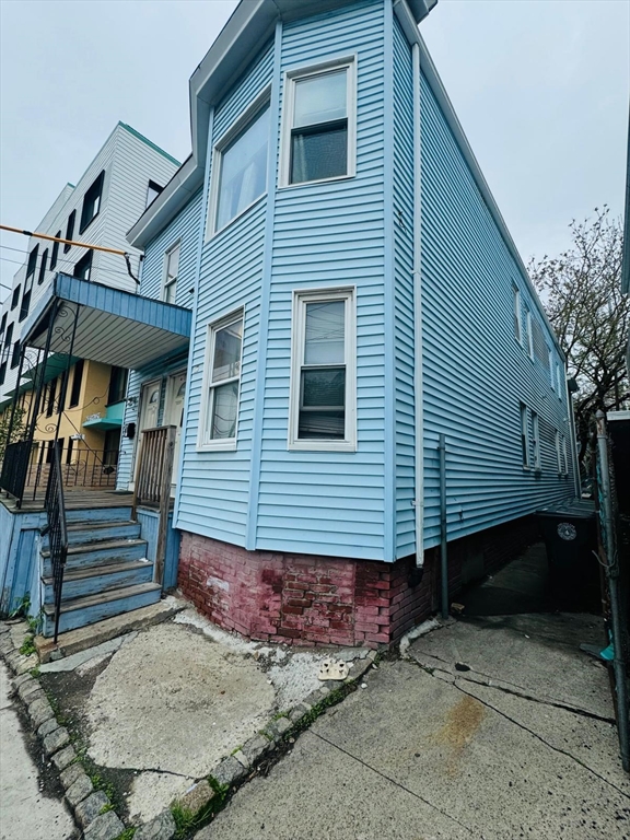 19 6th St