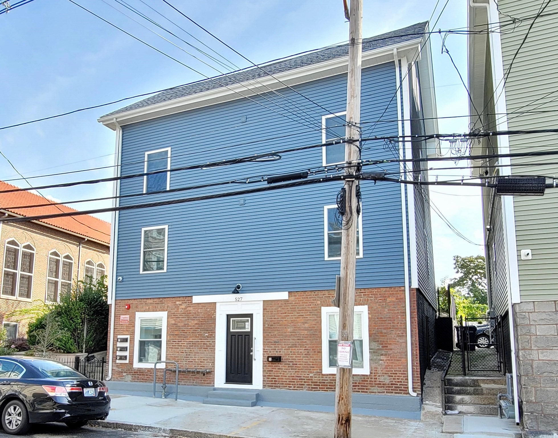 Photo of 527 Charles St, Providence, RI