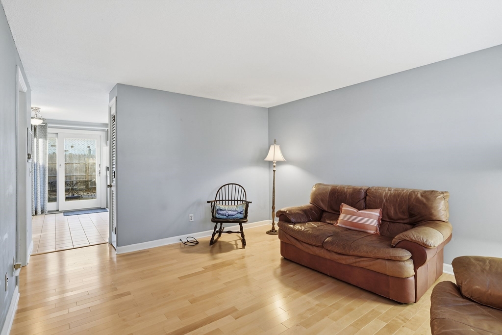 37 Corey Colonial 37