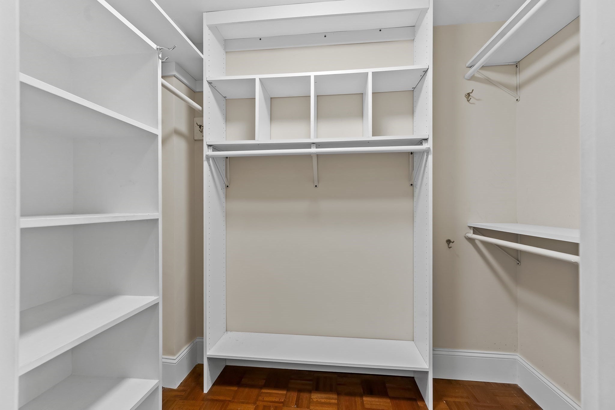75 Grove Street #427, Wellesley, MA, 75 Grove Street #427, Wellesley, MA Photo #14