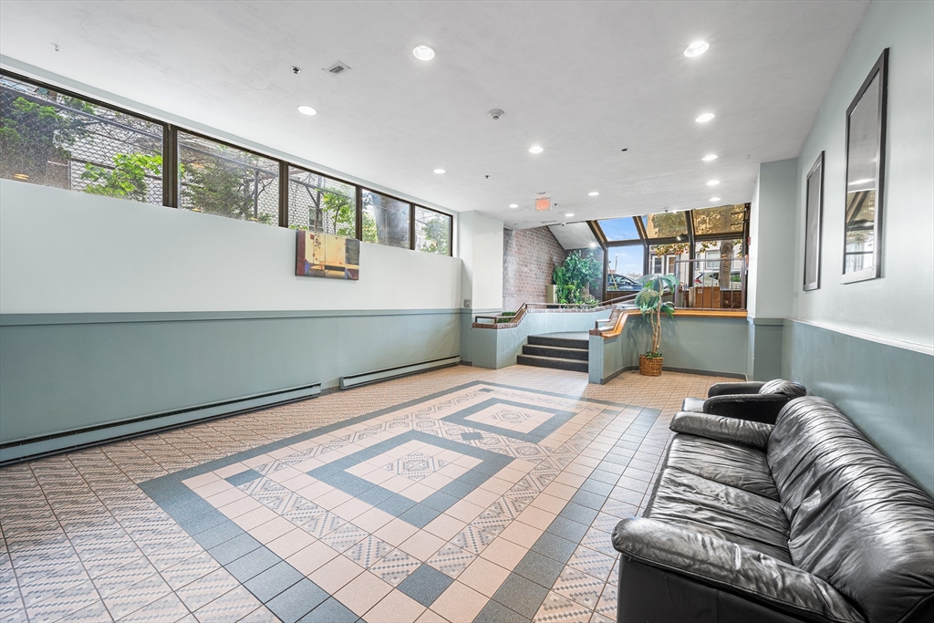 39 Parlin St 503