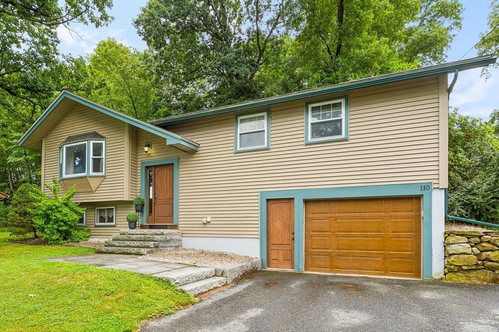 110 Fort Meadow Dr