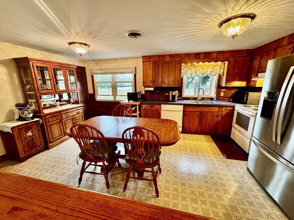 43 Shirley Ave