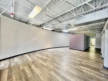 285 Slades Ferry Ave