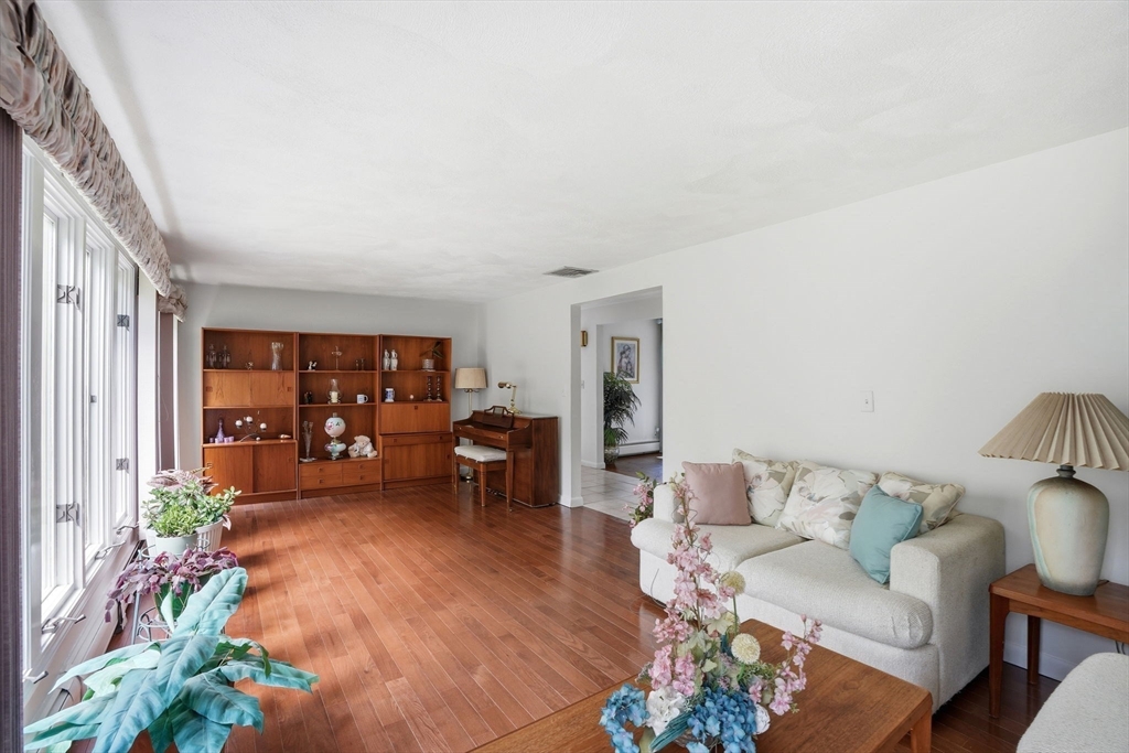 202 Hampton Road, Sharon, MA Photo #24