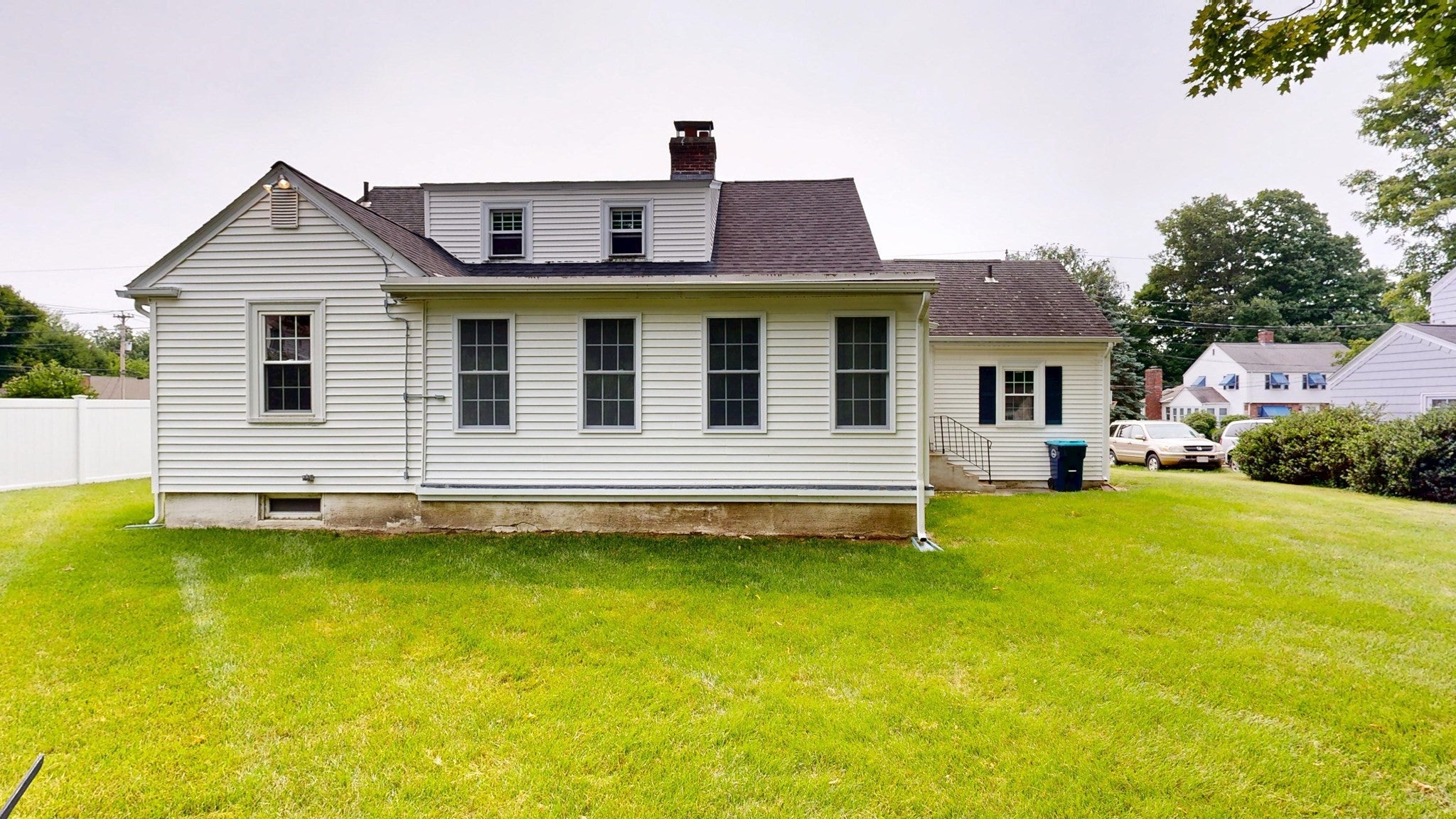 6 Maple Circle