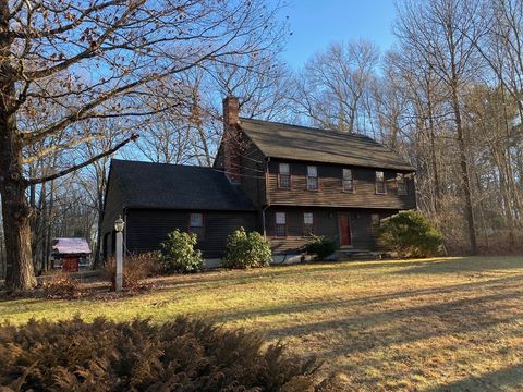 19 Bens Way Hopedale MA 01747