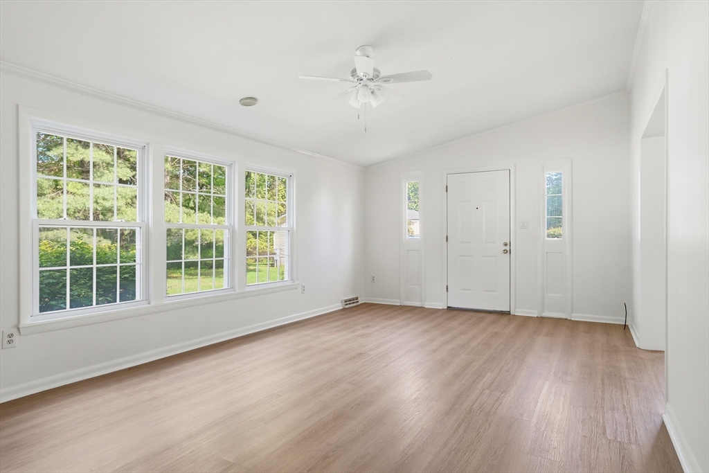 6 Evergreen Circle
