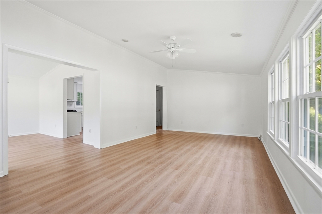 6 Evergreen Circle